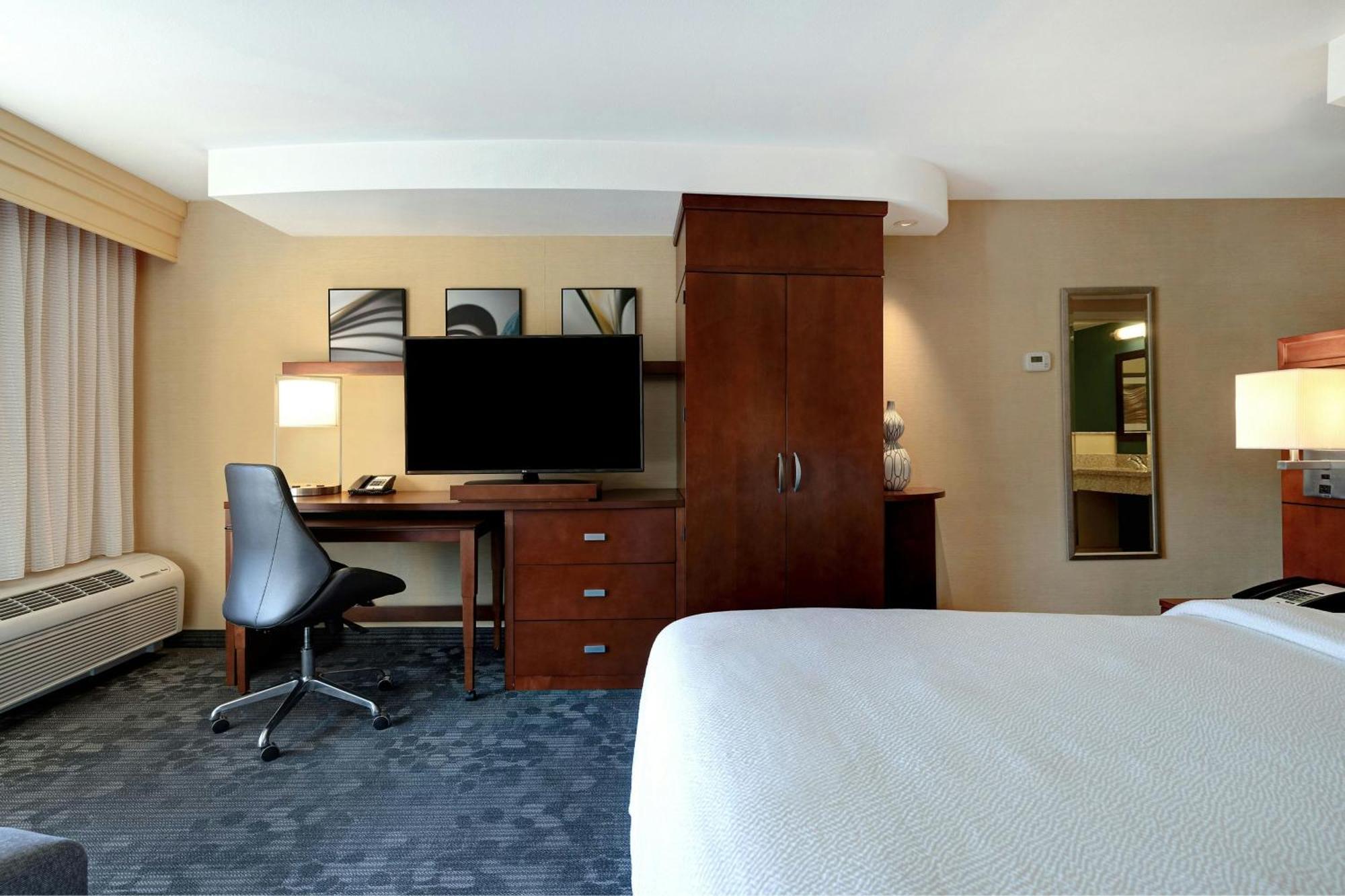 คอร์ตยาร์ด เกลนวูด สปริงส์ Hotel เกลนวูดสปริงส์ ภายนอก รูปภาพ